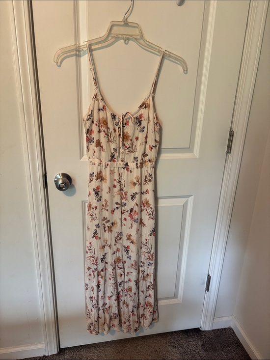 Abercrombie & Fitch Dresses & Skirts - Abercrombie & Fitch Cream Floral Spaghetti-Strap Maxi Dress